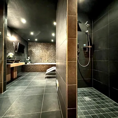 Erlebnishaus I בקתה *